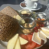 Veganes Frühstück   at Café 23  in Wuppertal