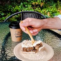 Szarlotka z budyniem o smaku białej czekolady 🌱❤️ at Bez Cukrzenia in Gdansk