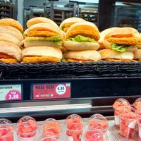plantbased crunchy chicken 3,80€ and watermelon 2,70€ at Back Factory - Hannover in Hannover