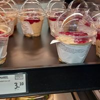 overnight oats 3,10€ at Back Factory - Hannover in Hannover