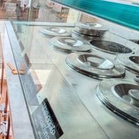 We have heard the best gelato places use metal tins and do NOT have neon colored gelato. This fits the bill! at Flor Gelato Italiano in Rome