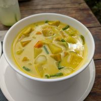 Gelbes Curry at Coco Home Bar And Restaurant in Nong Khiaw