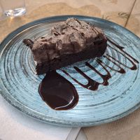 Vegan brownie at Stop Inn in Kos