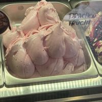 Dragon fruit at Crema Gelato in Dinkelsbuehl