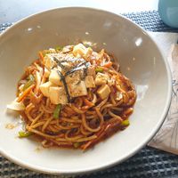 Noodles with tofu at Kenkō in La Marsa