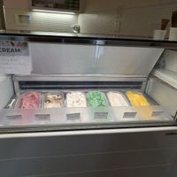 Ice cream at Petunia's Pies and Pastries in Portland