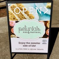 Welcome at Petunia's Pies and Pastries in Portland