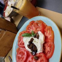 caprese salad at Sbuccia in Finale Ligure