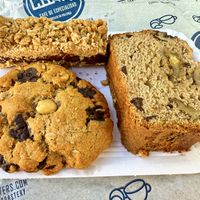 Hazelnut and chocolate cookie, chocolate flapjack and banana breadd  at La Mar Dolca in Mallorca
