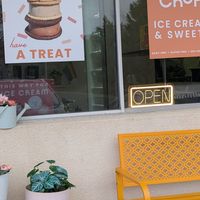  at Crème de la Crop in Herndon