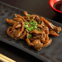 Shimeji. Versão vegana é possível se trocar a manteiga por óleo. Informar previamente. at Rock. Temakeria • Londrina in Londrina