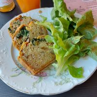 Cake salé et salade at À Tantôt in Rouen