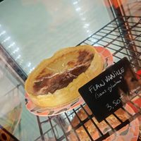 gluten-free vanilla flan at À Tantôt in Rouen