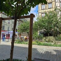 Lovely atmosphere outside at À Tantôt in Rouen