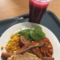 Breakfast + juice at Fruccola in Budapest