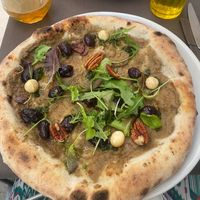 Descrizione: verdure di stagione in diverse consistenze con semi e frutta a guscio abbinate alle verdure  at Re al Quadrato in Montepulciano