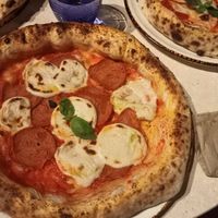 Vegan salami at 60 seconds to Napoli in Hamburg