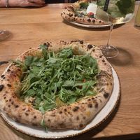 Vegane Avocado Pizza  at 60 seconds to Napoli in Hamburg