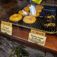 doughnuts at Veganature - 비건네이처 in Seoul