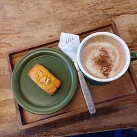 early grey chocolate latte, sweet potato & pumpkin financier 😋 at Cafe Noah -  카페 in Seoul