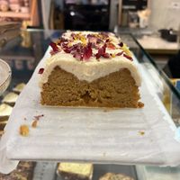 Vegan cake   at Lobita in Biarritz