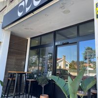 Outside at OVO Coffee in Corroios