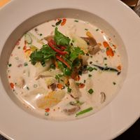 Kokos Suppe mit Gemüse und Pilzen at Ruen Thai in Thalwil