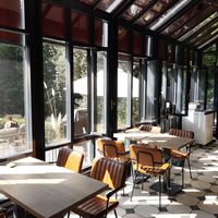 Interior at Thalvie Café & Bar in Thalwil