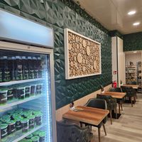  at Veganland in Krefeld