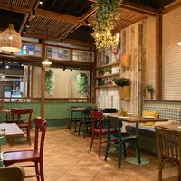 Indoor Seating at Ginger Farm Kitchen in Pattaya