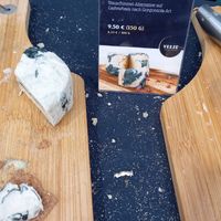 blauschimmelkäse 9,50€/150g at VEEZE in Oldenburg