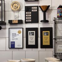 Auszeichnungen   at Motors Coffee in Paris