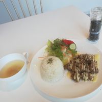 lunch: vegan karaage with rice, soup and a salad at Perry Berry  in Shizuoka