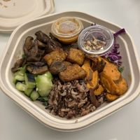 they changed the recipe on the shroomami bowl - they added almonds and cabbage and took away the beets. i recommend adding sweet potato!   at sweetgreen in San Diego