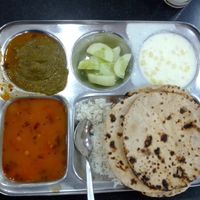 The sattvik thali, which varies every day (here with dal and saag aloo) at Hridayam at Parmarth in Rishikesh