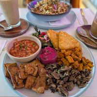 Vegan breakfast at Pennyfeather Cafe in Kilkenny