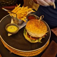 Vegan burger at Retro Corner in Essaouira