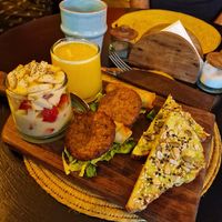 Vegan breakfast at Retro Corner in Essaouira