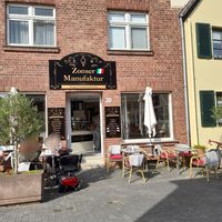 Entrance at Zonser Eis Manufaktur in Dormagen