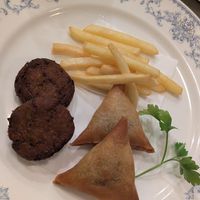 Samosa and falafels at Queen Sheeba in Tokyo