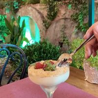  at Olive Garden in Istanbul