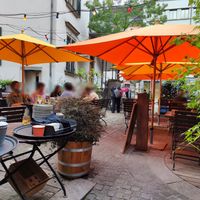 Outdoor seating at Outback Lodge in Zurich