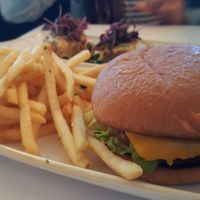 impossible burger at Crossroads Kitchen in Los Angeles