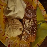 Apple strudel at Cafe Harvest in Vienna