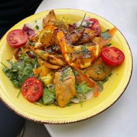 Mango salad with soy stripes  at Cafe Harvest in Vienna