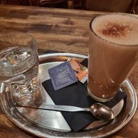 Chai latte with oatmilk at Cafe Harvest in Vienna