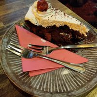  at Cafe Harvest in Vienna