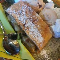 Apfelstrudel at Cafe Harvest in Vienna