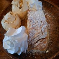  at Cafe Harvest in Vienna