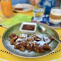   at Cafe Harvest in Vienna